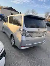 Toyota Vellfire, 2014-4