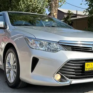 Toyota Camry, 2015