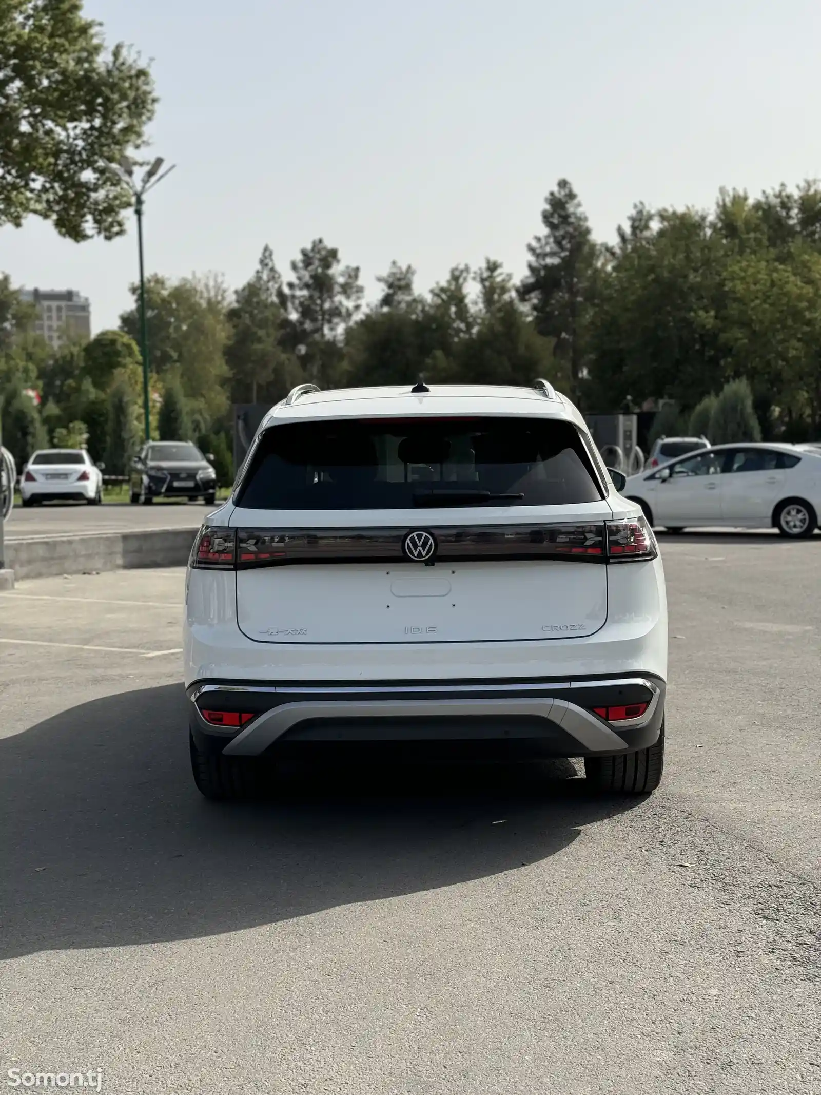 Volkswagen ID.6, 2022-7