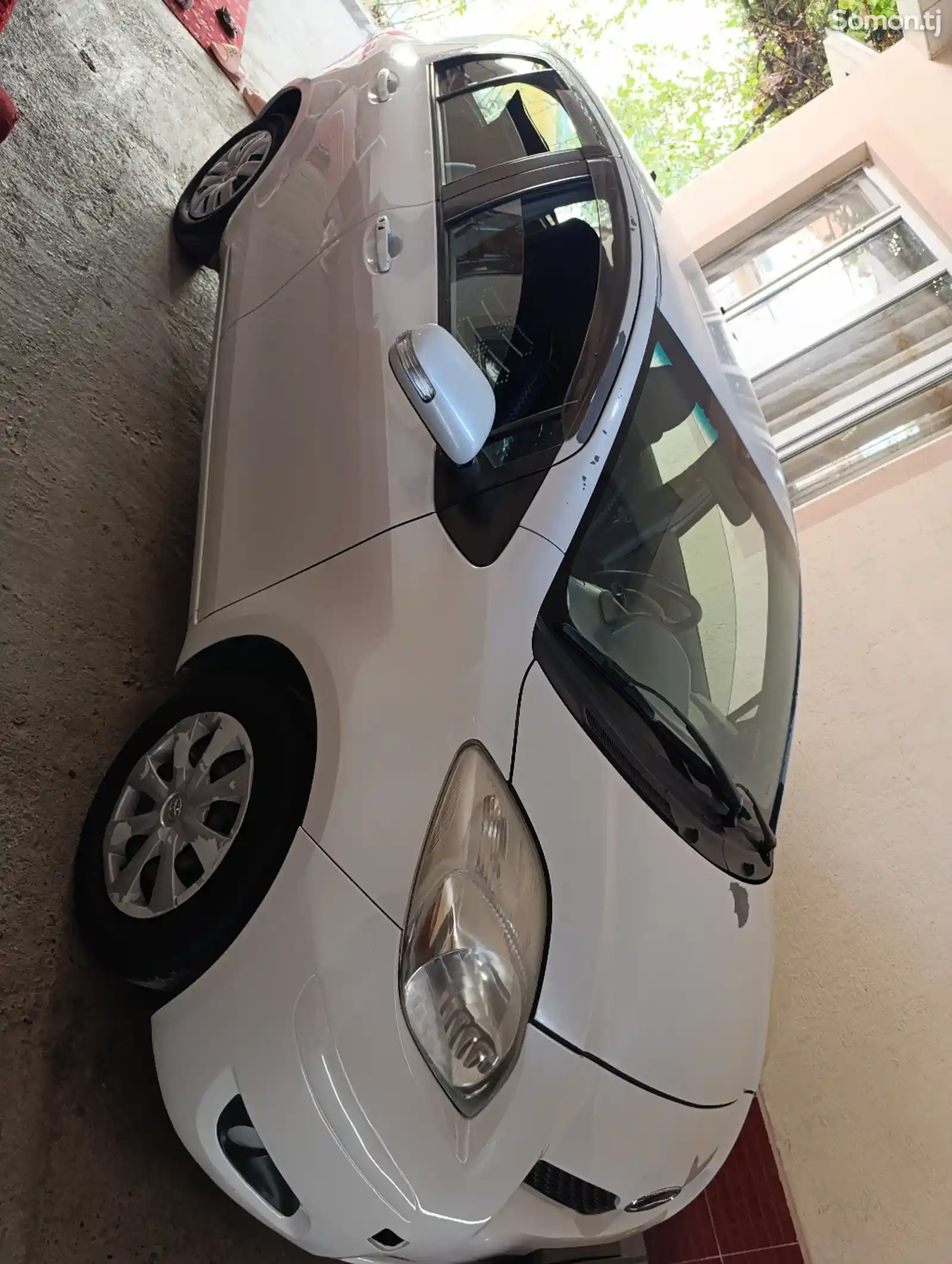 Toyota Vitz, 2010-5