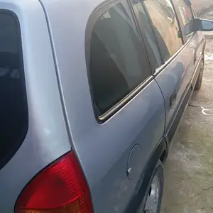 Opel Zafira, 2002