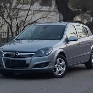 Opel Astra H, 2008