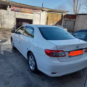 Toyota Corolla, 2013