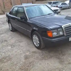 Mercedes-Benz W124, 1993