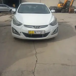 Hyundai Elantra, 2016