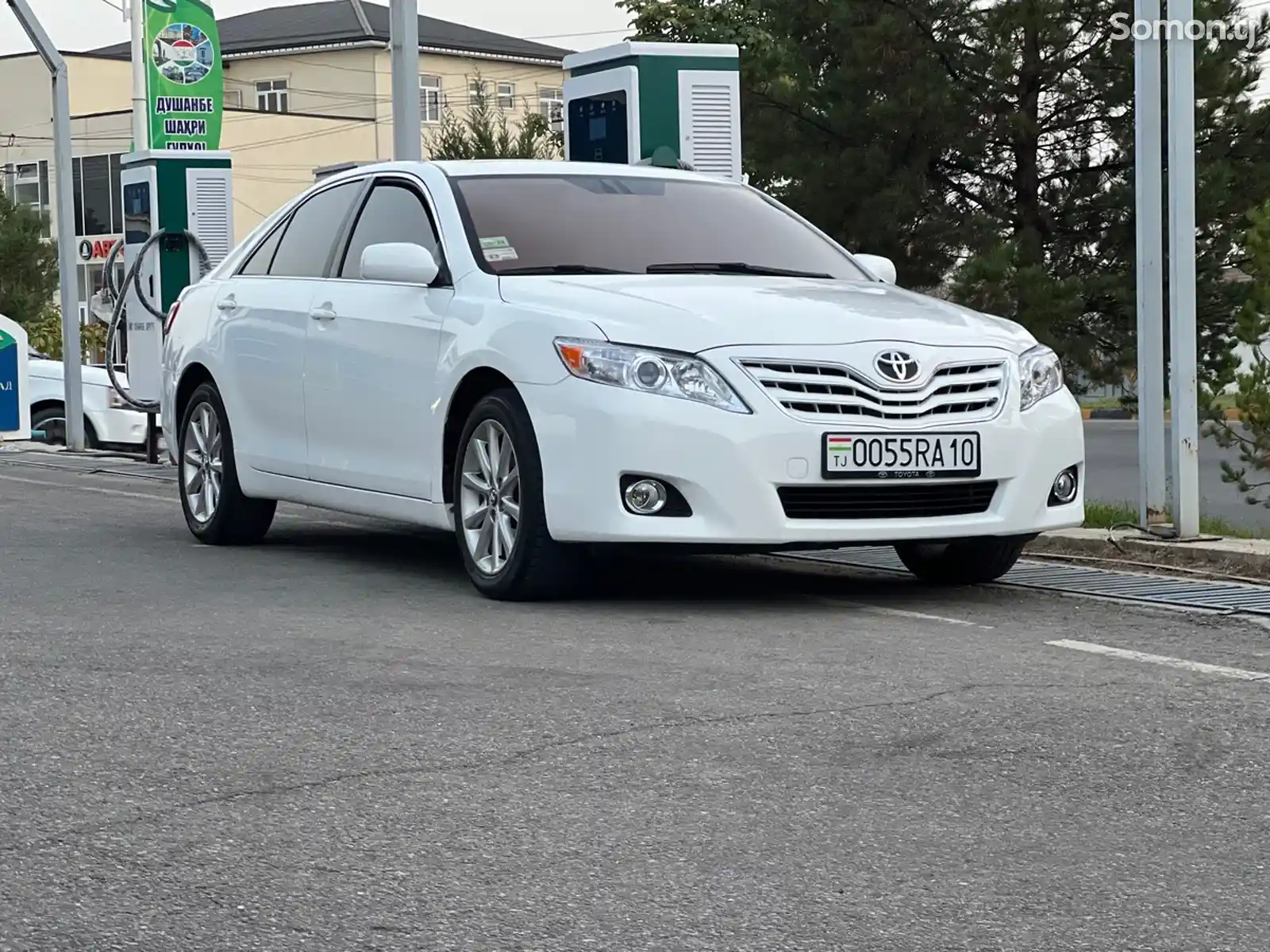 Toyota Camry, 2010-1