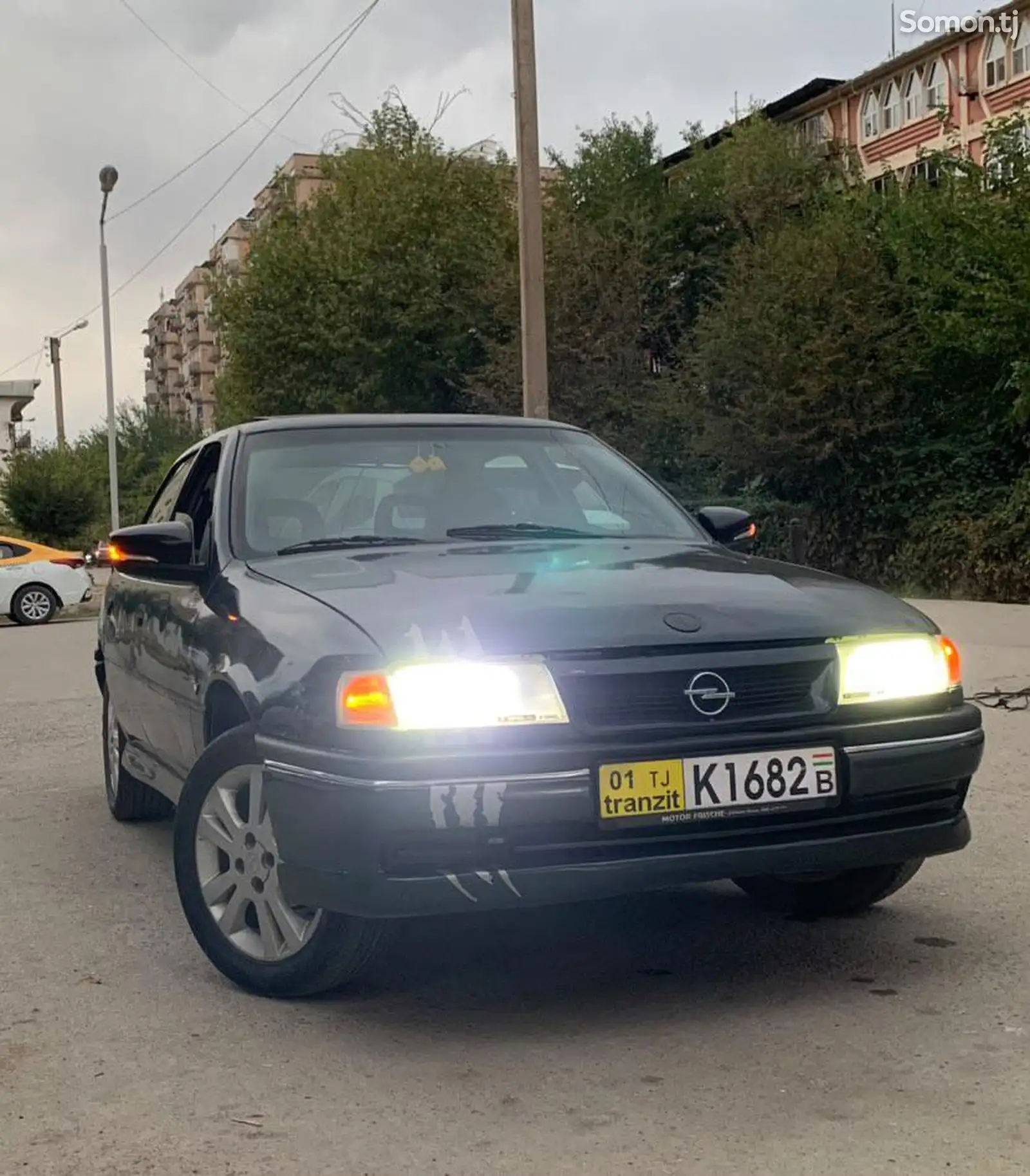 Opel Vectra A, 1993-1