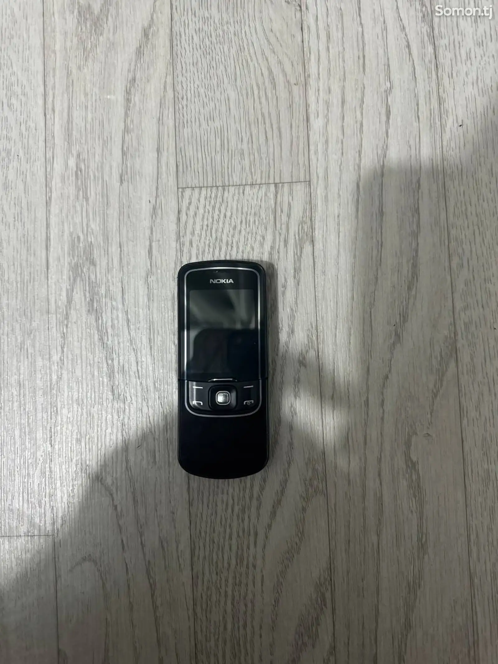 Nokia 8600 LUNA-1