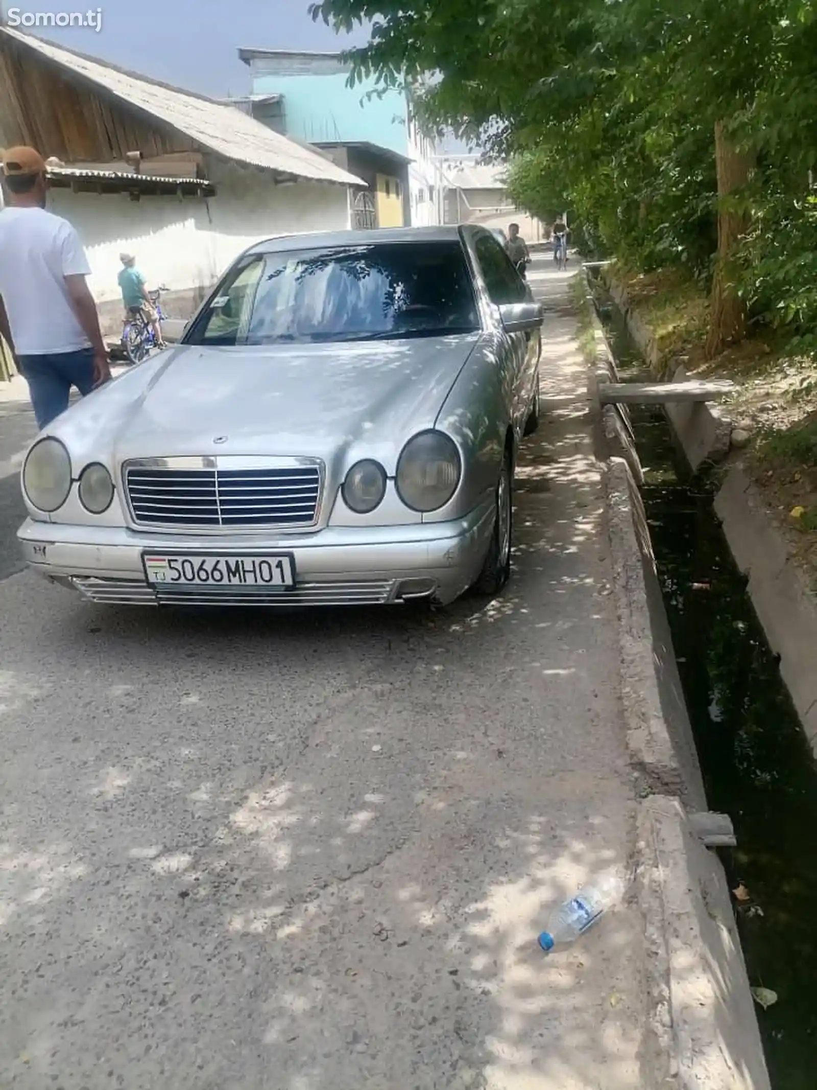 Mercedes-Benz E class, 1998-1