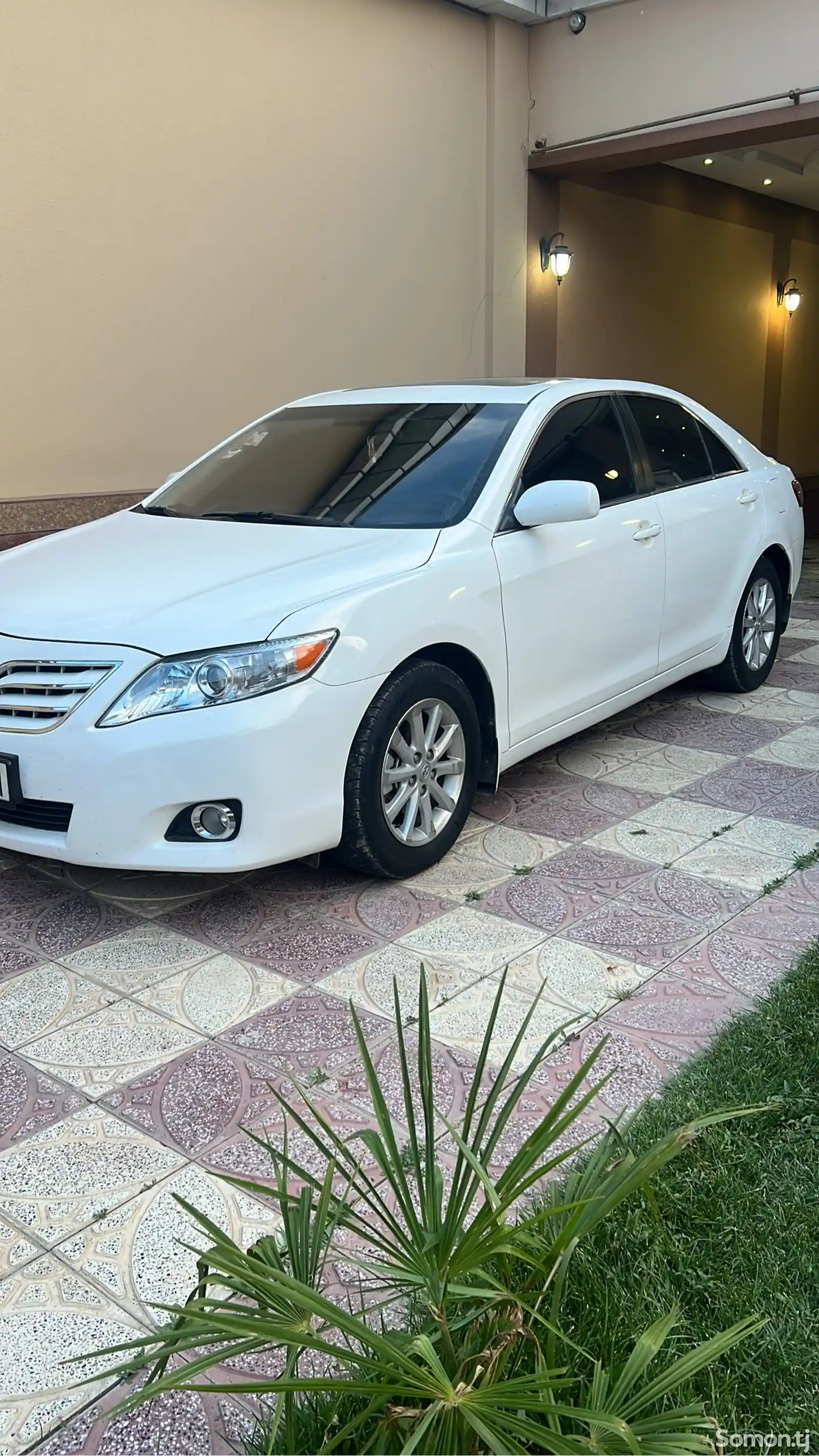 Toyota Camry, 2010-6