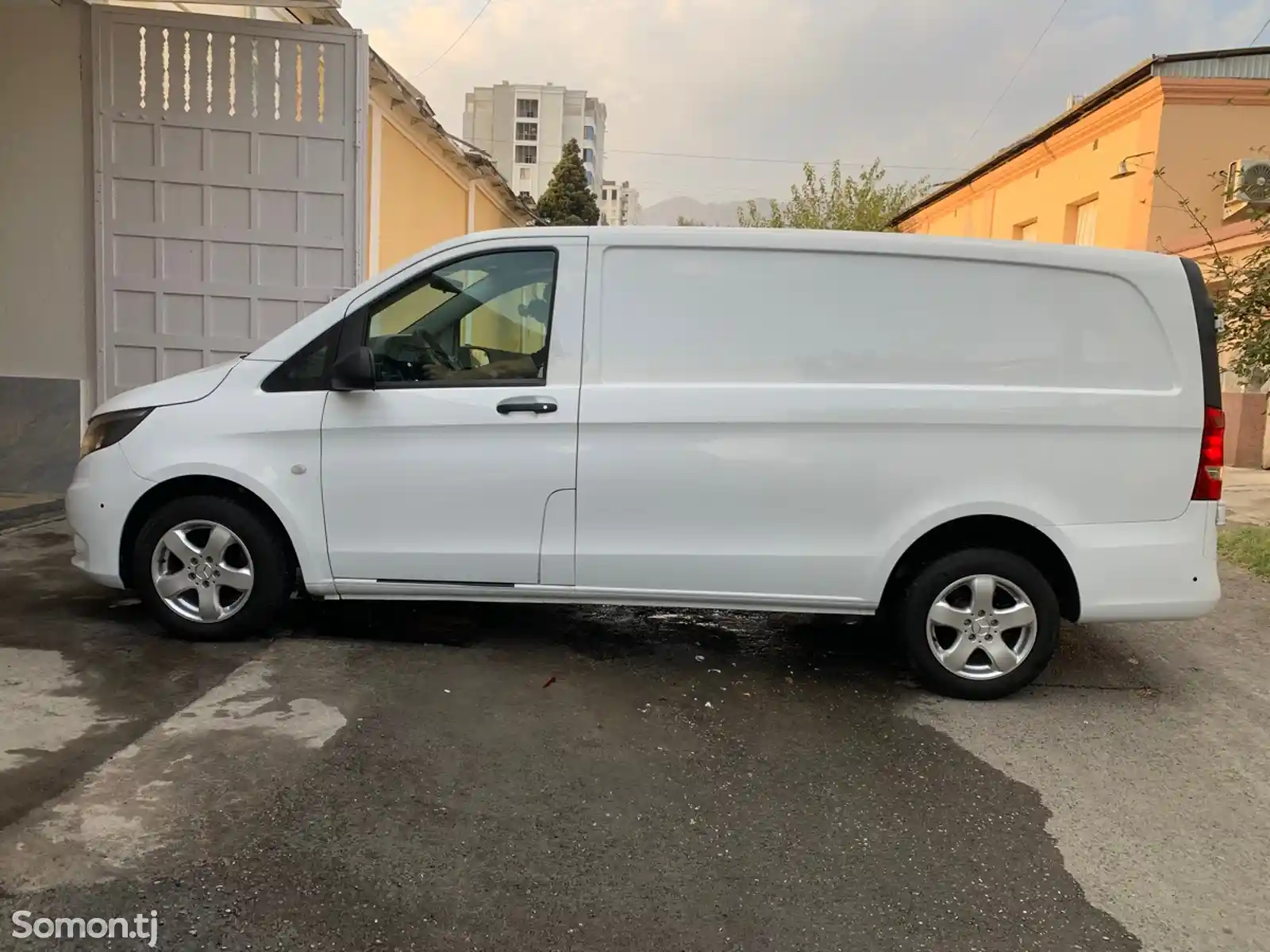 Фургон Mercedes-Benz Vito, 2016-3