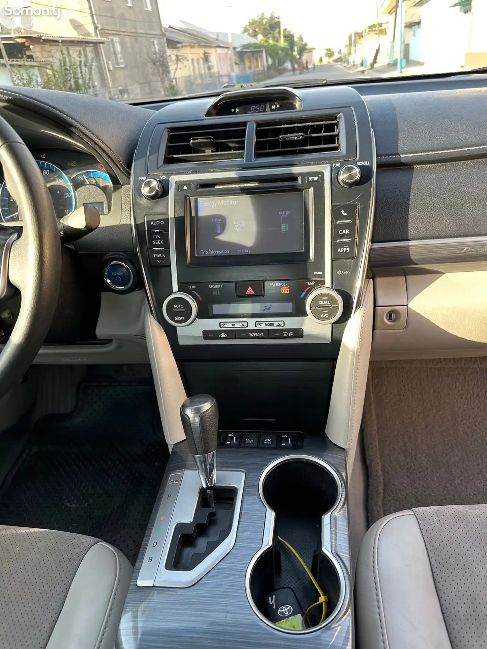 Toyota Camry, 2013-12