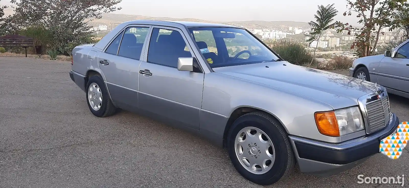 Mercedes-Benz W124, 1993-7