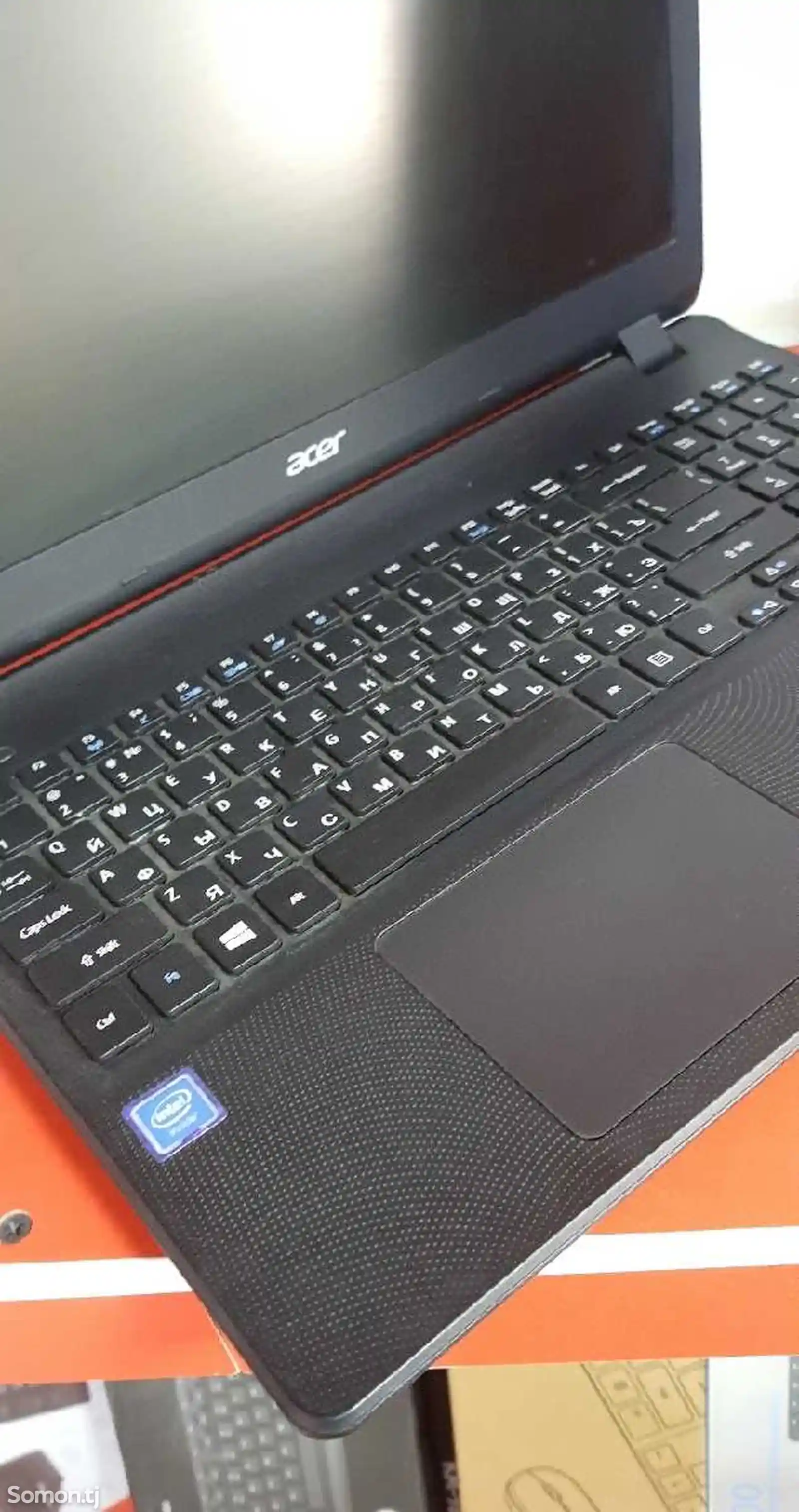 Ноутбук Acer 4/500gb celerone-3