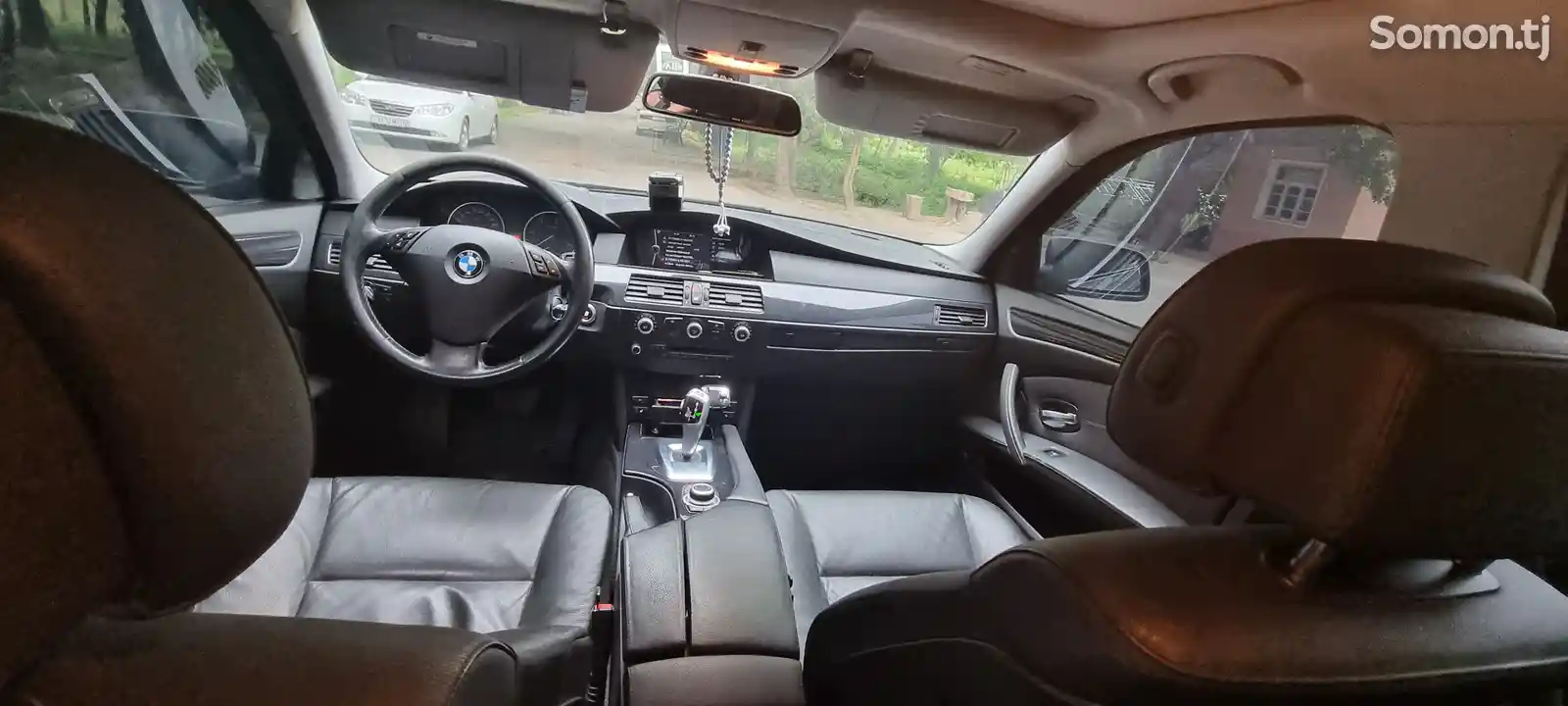 BMW 5 series, 2010-4
