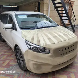 Kia Carnival, 2015