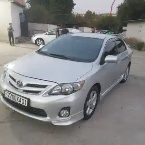 Toyota Corolla, 2013