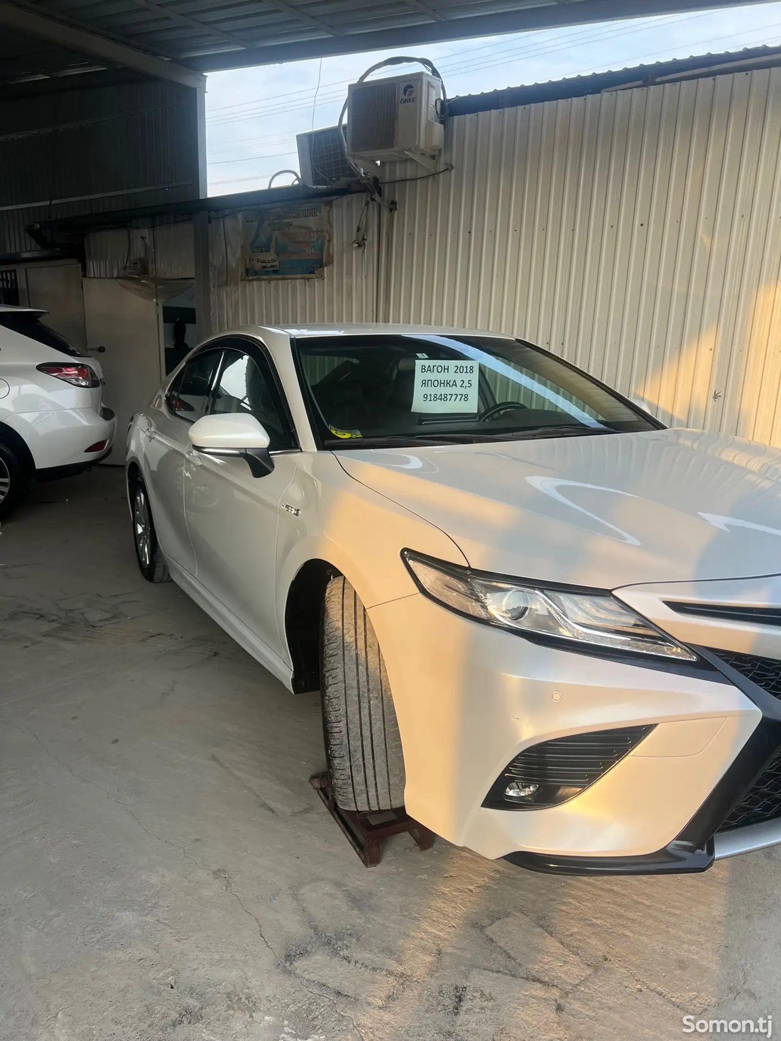 Toyota Camry, 2018-4