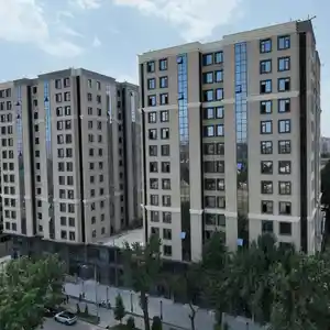 3-комн. квартира, 14 этаж, 96 м², Зелёный базар, City New