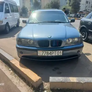 Бампер от BMW