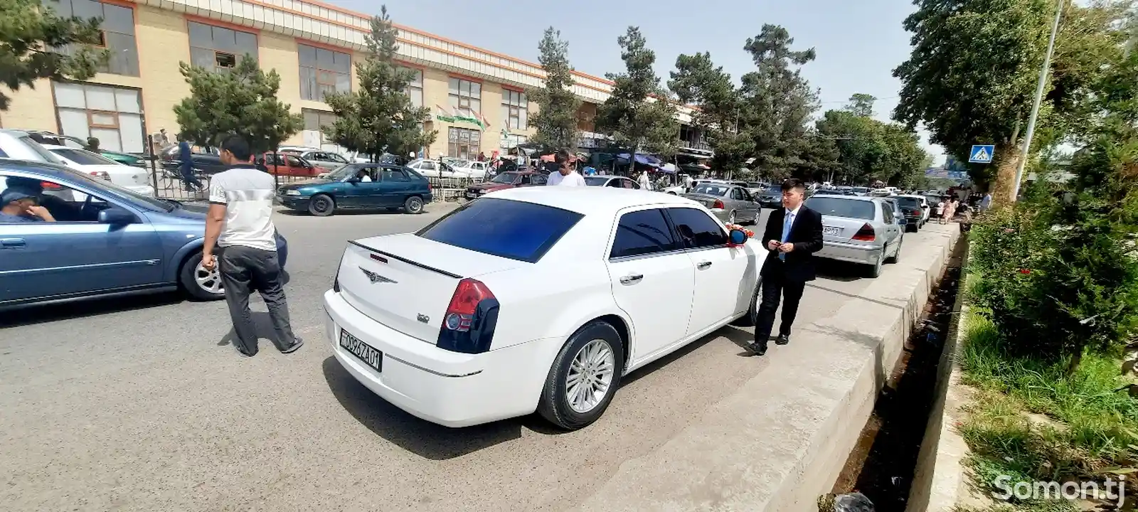 Chrysler 300C в аренду-3