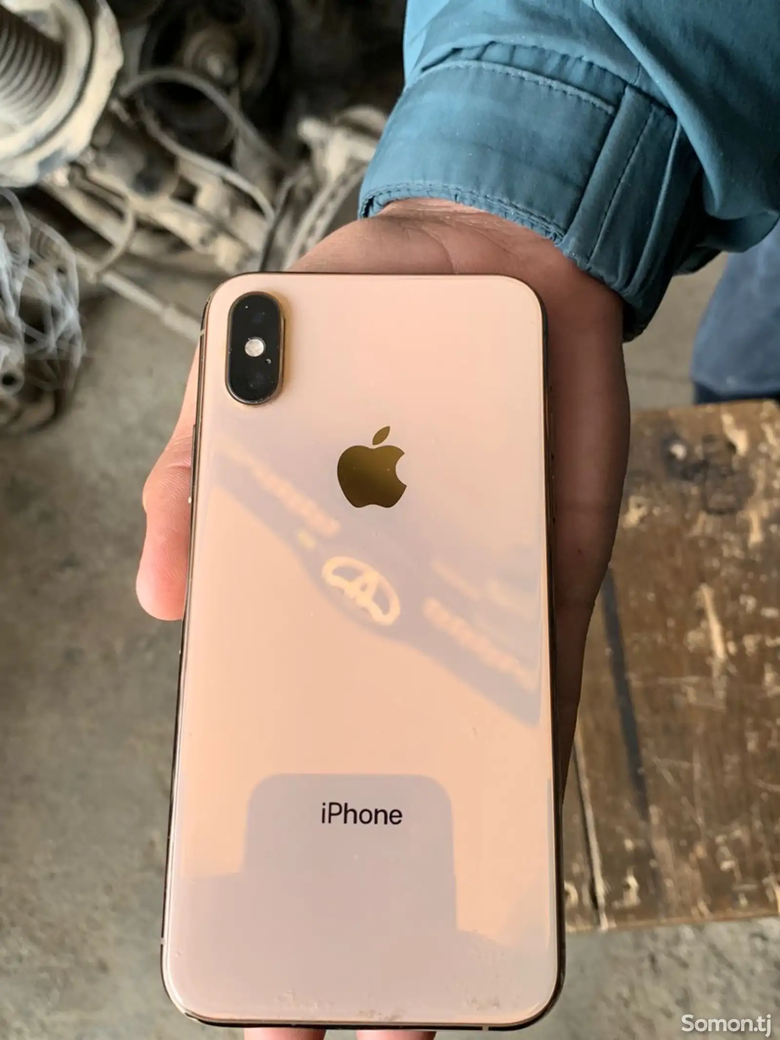 Apple iPhone Xs, 64 gb, Gold-1