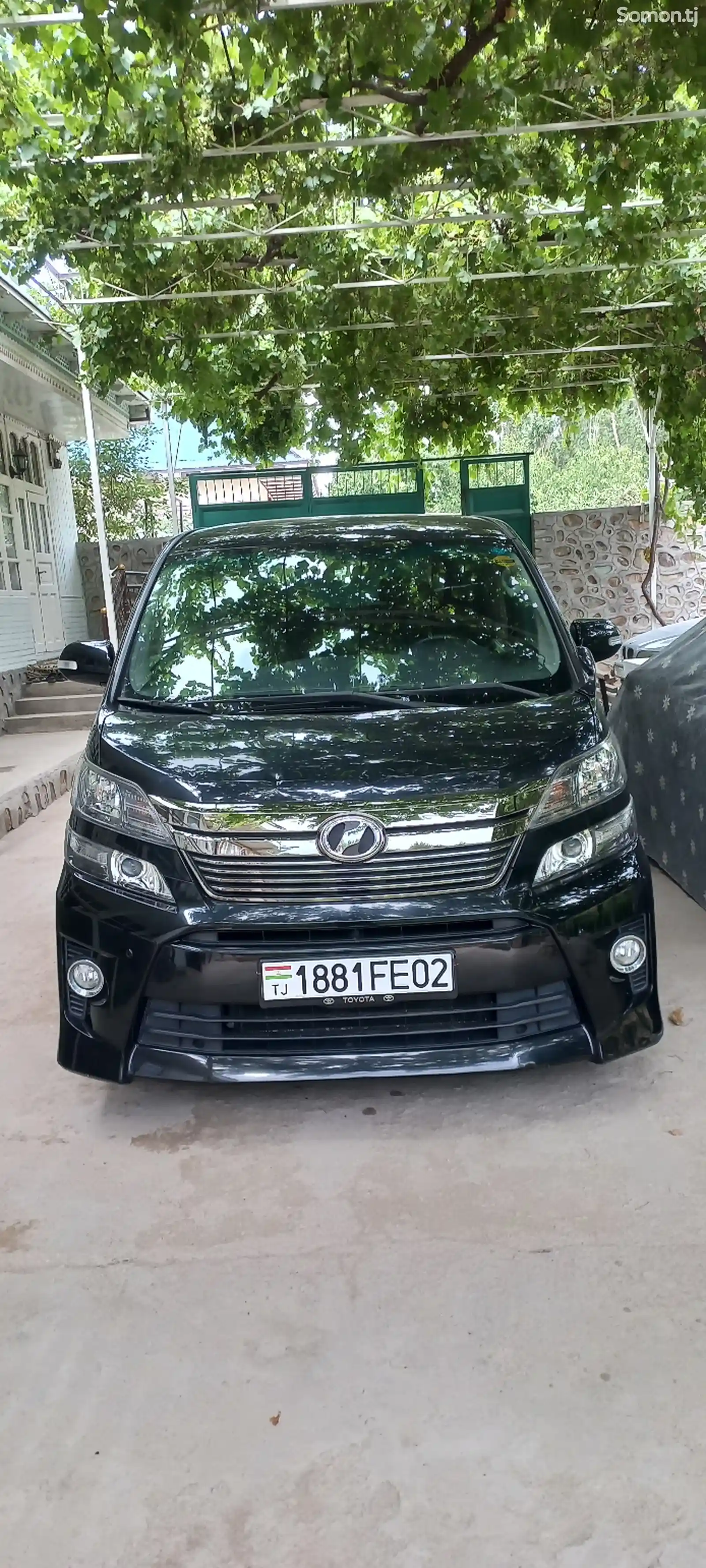 Toyota Vellfire, 2014-1