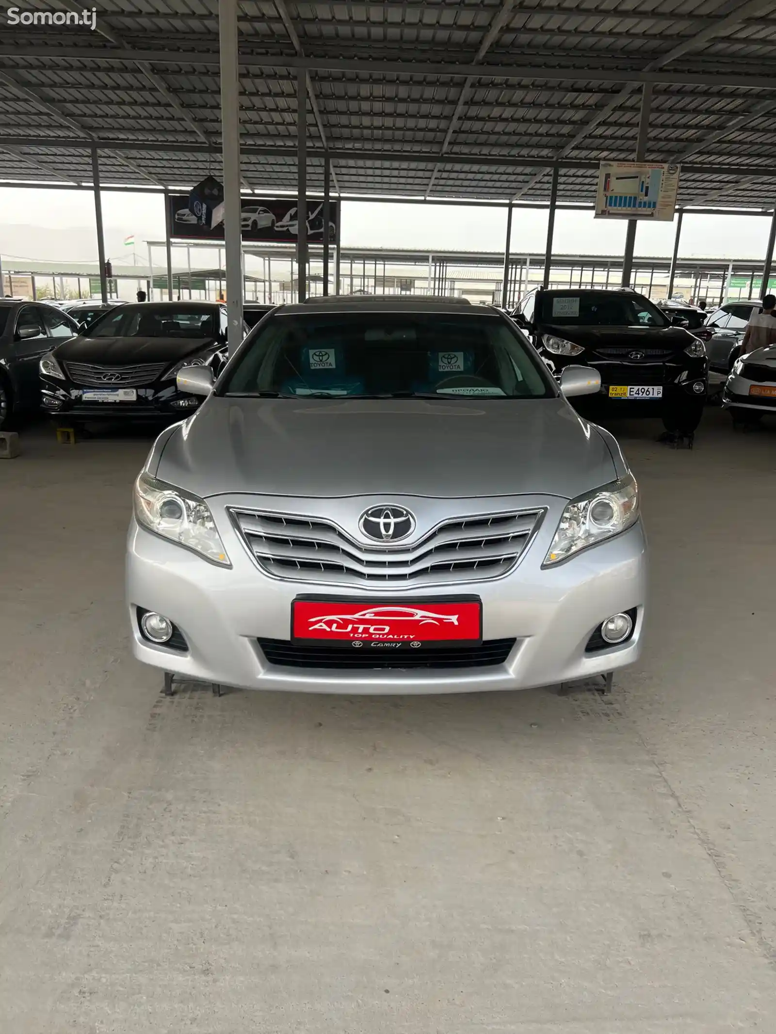 Toyota Camry, 2010-1