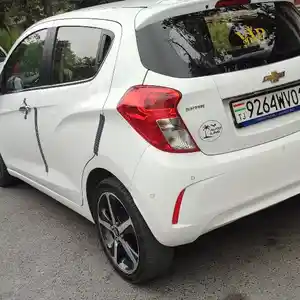 Chevrolet Spark, 2015