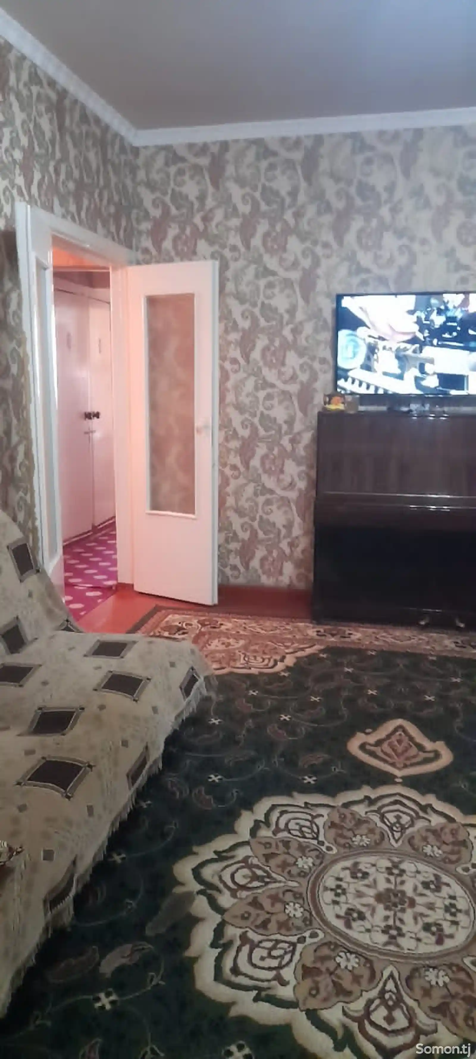 3-комн. квартира, 5 этаж, 65 м², Центр, около КГБ-4