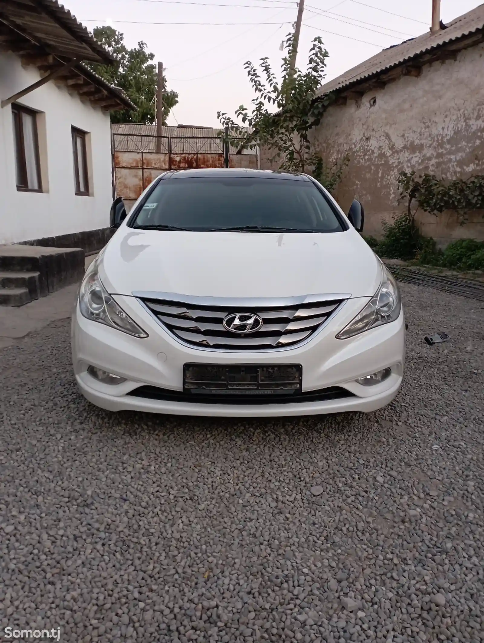 Hyundai Sonata, 2011-10