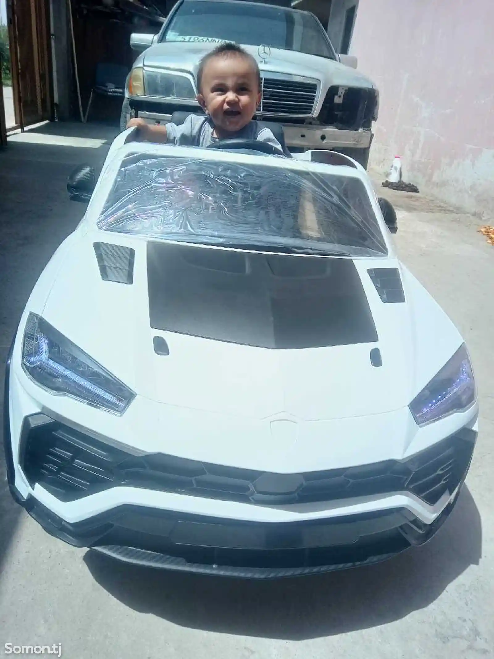 Детский электромобиль Lamborghini Urus ST-X 4WD-1