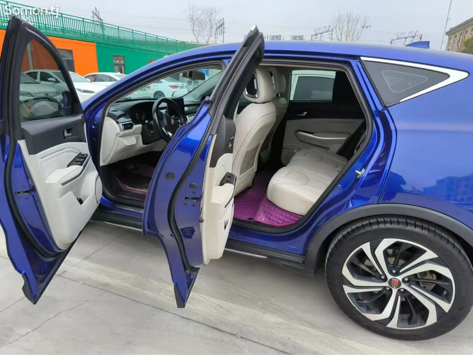 Hongqi E-HS3, 2019-1