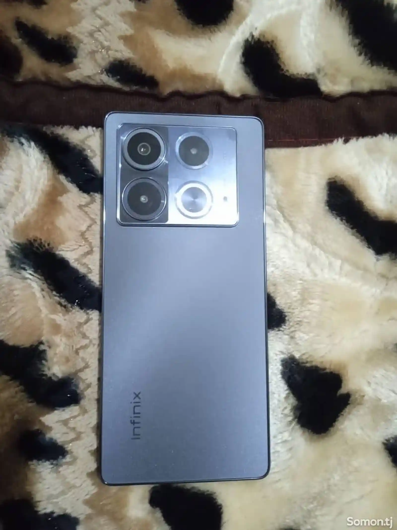 Infinix Note40-3