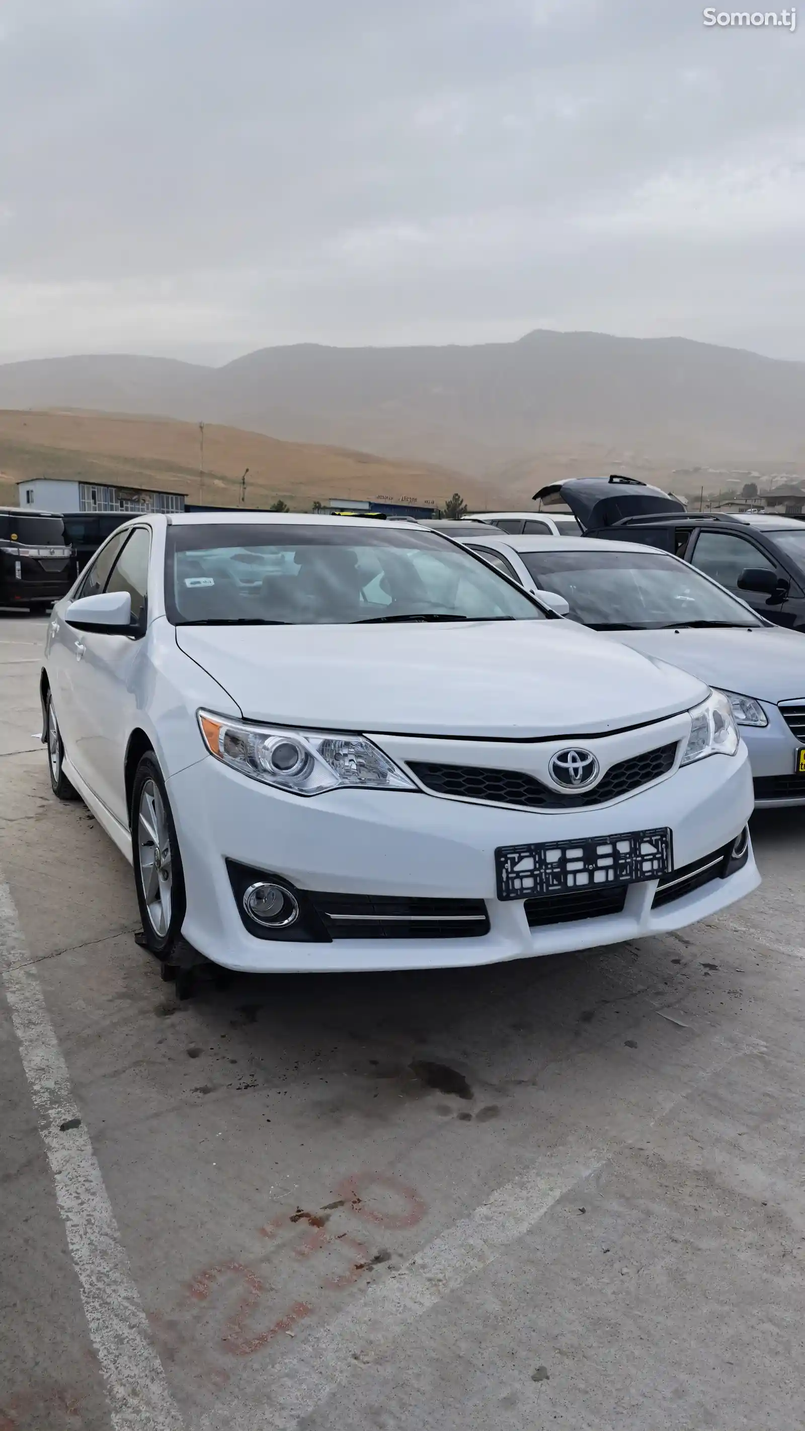 Toyota Camry, 2012-1