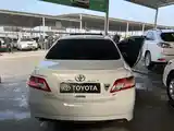 Toyota Camry, 2011-3