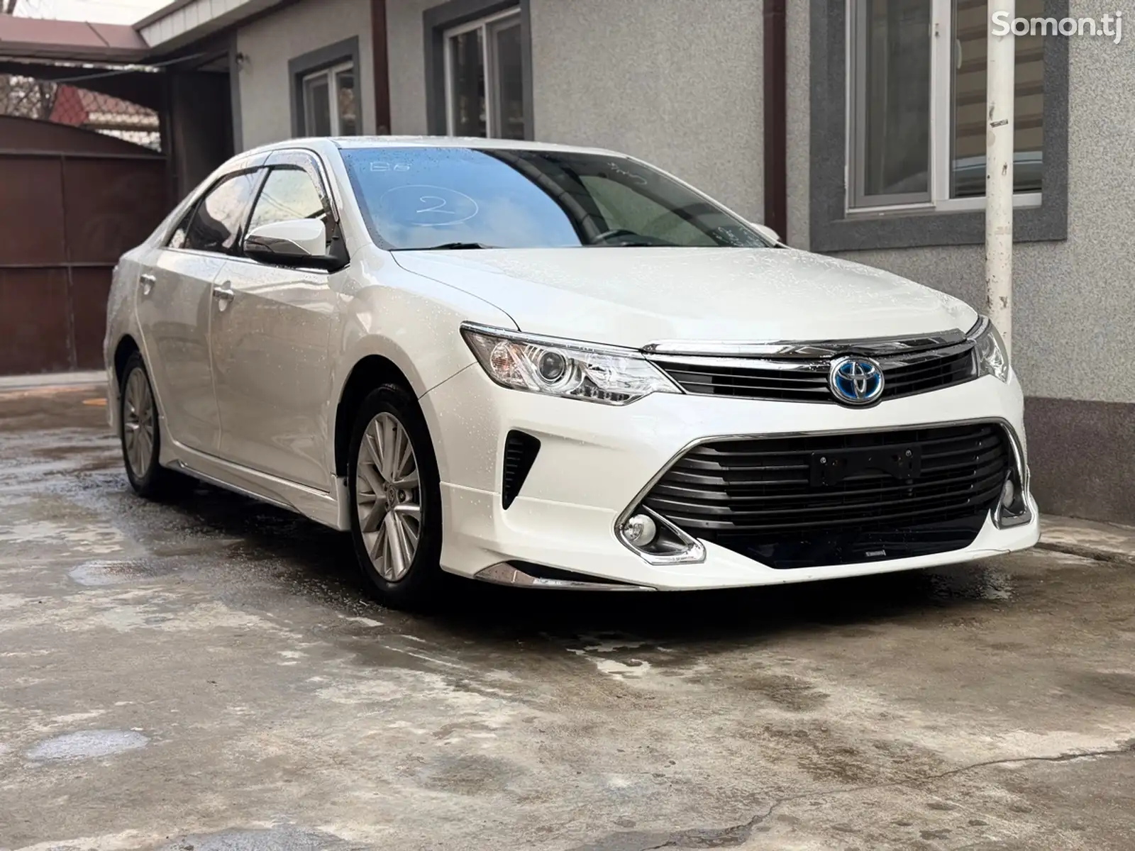 Toyota Camry, 2016-1