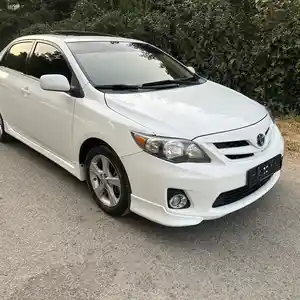 Toyota Corolla, 2011