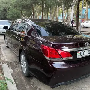 Toyota Avalon, 2011