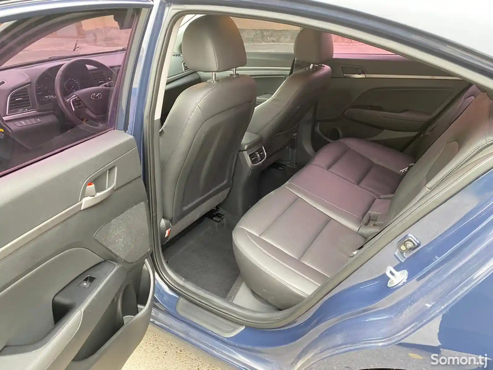Hyundai Avante, 2015-9