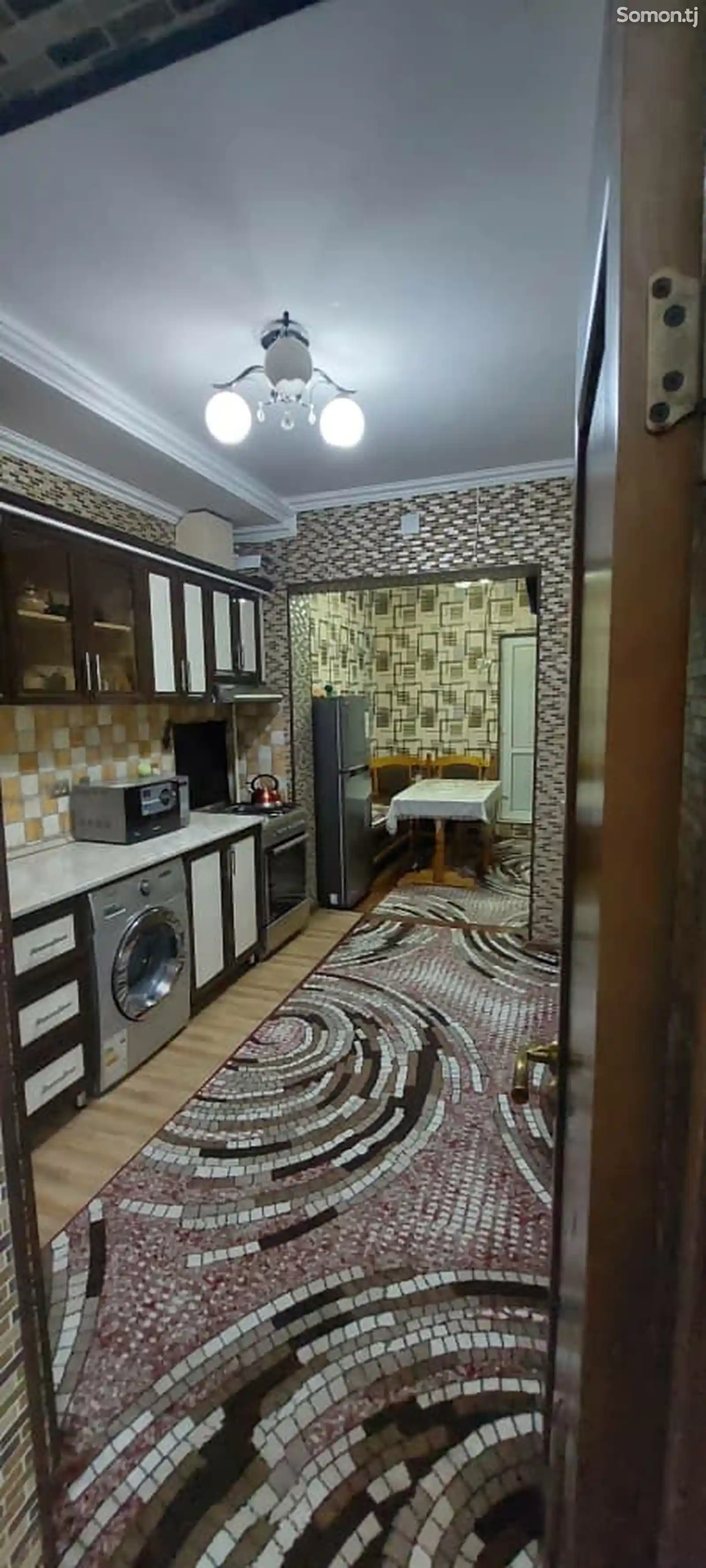 4-комн. квартира, 4 этаж, 90 м², 102 мкр-3