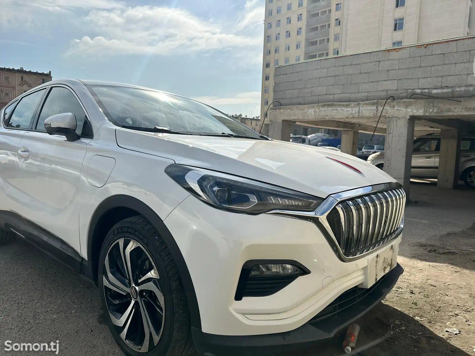 Hongqi E-HS3, 2019-1