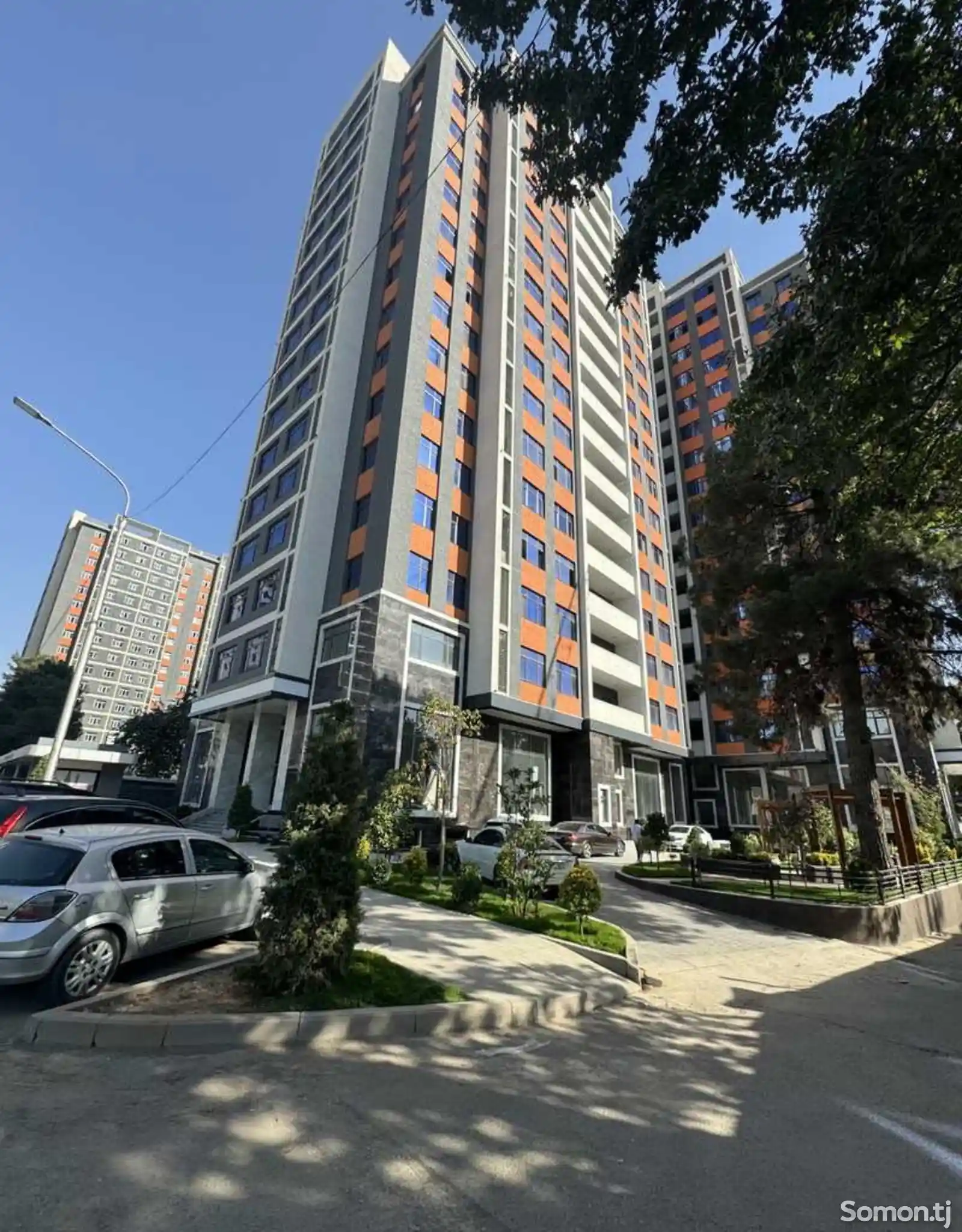 2-комн. квартира, 11 этаж, 60м², Сомони-12