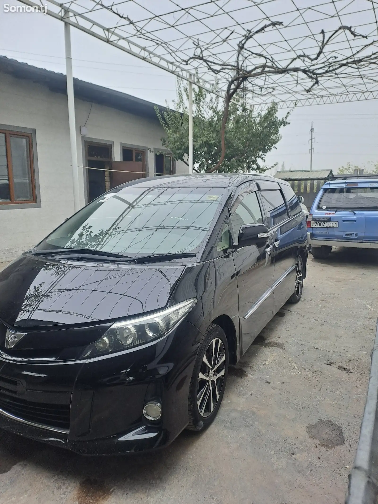 Toyota Estima, 2014-2