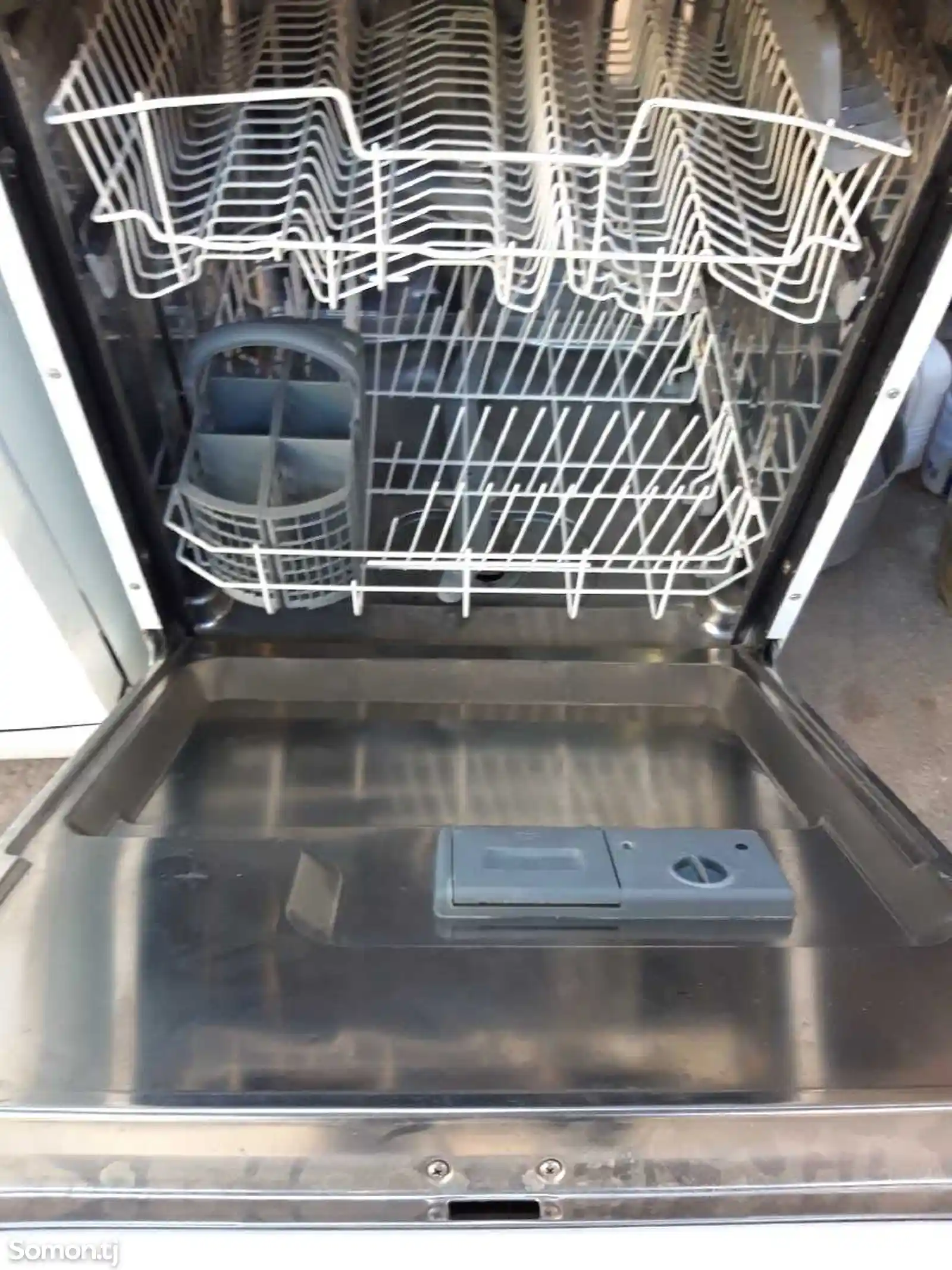 Посудомоечная машина на запчасти-4