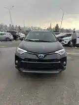 Toyota RAV 4, 2017-5