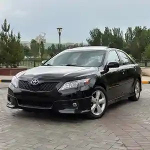 Toyota Camry, 2011