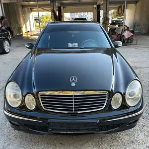 Mercedes-Benz E class, 2004