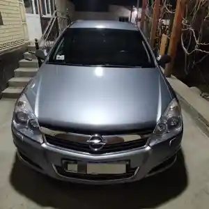 Opel Astra H, 2008