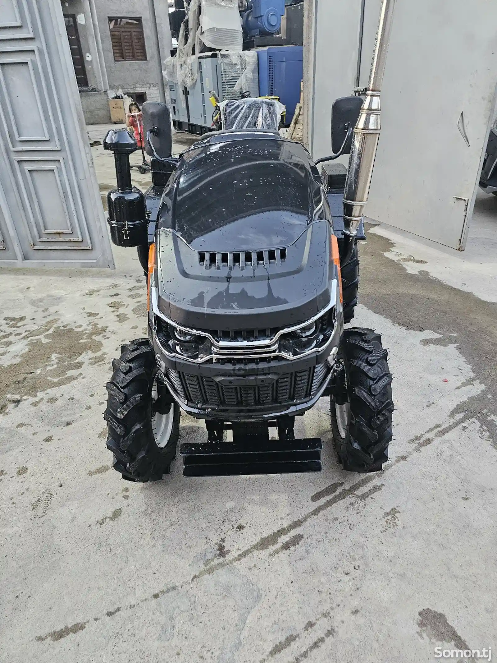 Трактор 1100-3